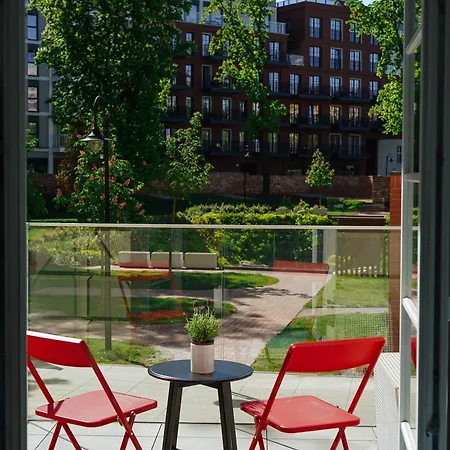 River Apartment *